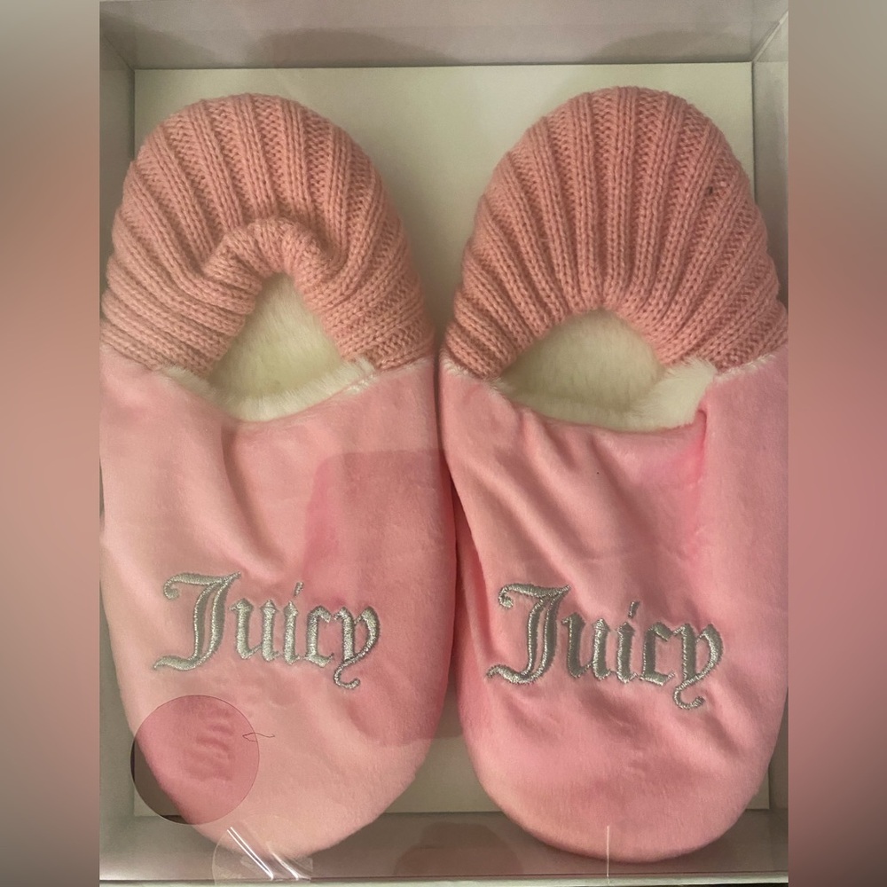 Juicy couture footlet slippers